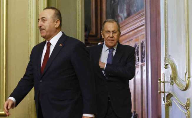 Bakan Çavuşoğlu: "(Putin-Zelenskiy görüşmesi) Böyle bir görüşmeye ev sahipliği yapmak isteriz"