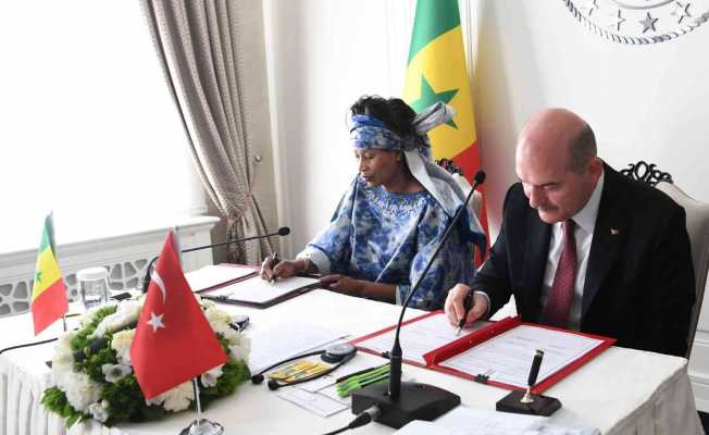 Bakan Soylu: "Türkiye ve Senegal 1 milyar dolar konusunda önemli bir hedefe doğru yürümektedir"