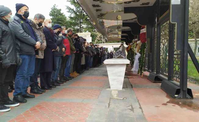 Bakırköy’de AVM’de öldürülen Yağmur Sönmez son yolculuğuna uğurlandı