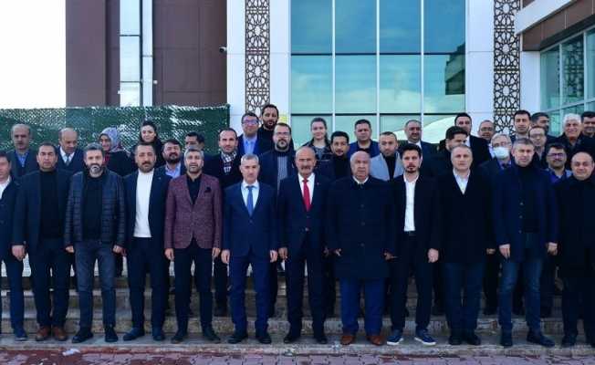 Başkan Çınar, siyasetçilerle istişare toplantısı yaptı