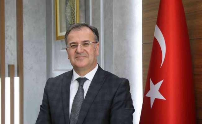 Başkan Özdoğan: "Vatan sevgisinin dünyaya gösterildiği bir destandır Çanakkale"