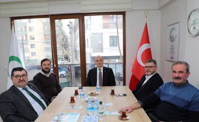 Başkan Özlü’den Yeşilay’a ziyaret