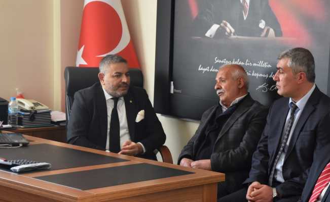 Başkan Sadıkoğlu: “Akaryakıt zamları esnafın belini büküyor”