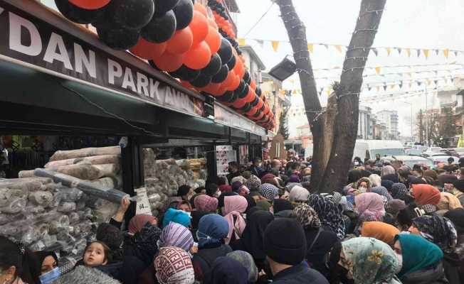Başkent’te AVM açılışında izdiham