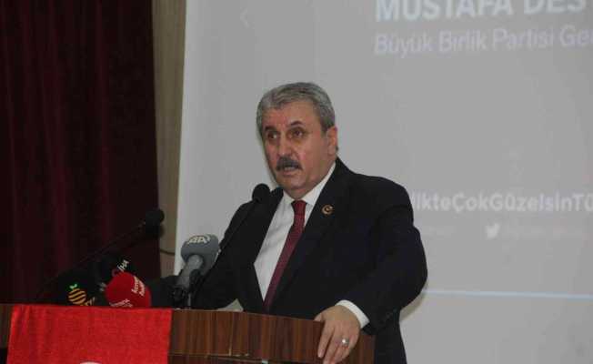 BBP Genel Başkanı Destici: “Türk Tabipler Birliği, Türk hekimlerini temsil etmiyor."