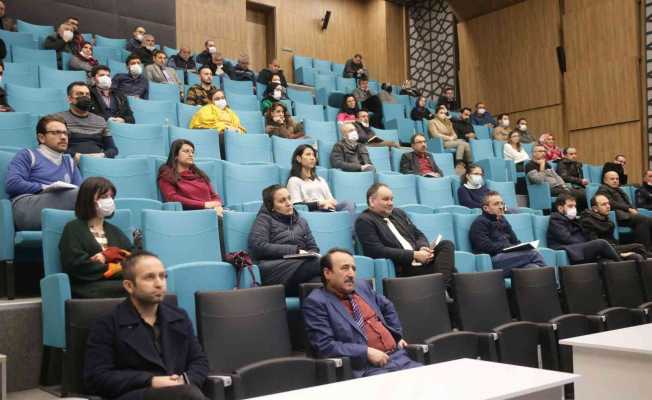 Belediye personeline ‘Akıllı şehirler ve farkındalık’ konulu eğitim