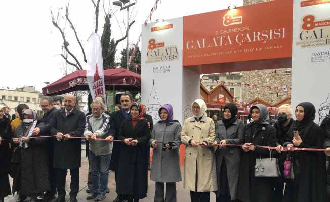 Beyoğlu’nda ’8 Mart Galata Çarşısı’ açıldı