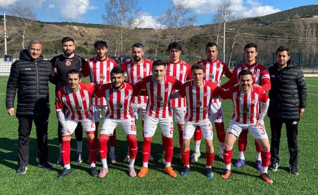 Bilecik derbisinin kazananı Bilecikspor oldu