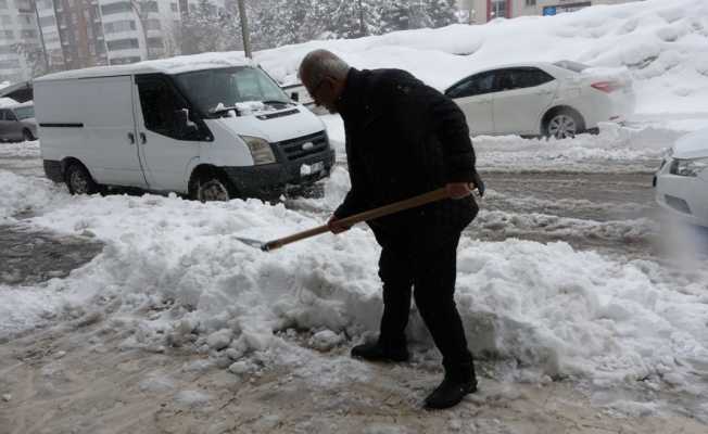 Bitlis’te 162 köy yolu ulaşıma kapandı