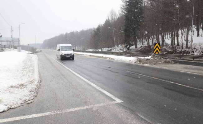 Bolu Dağı’nda 5 gün sürecek kar yağışı başladı