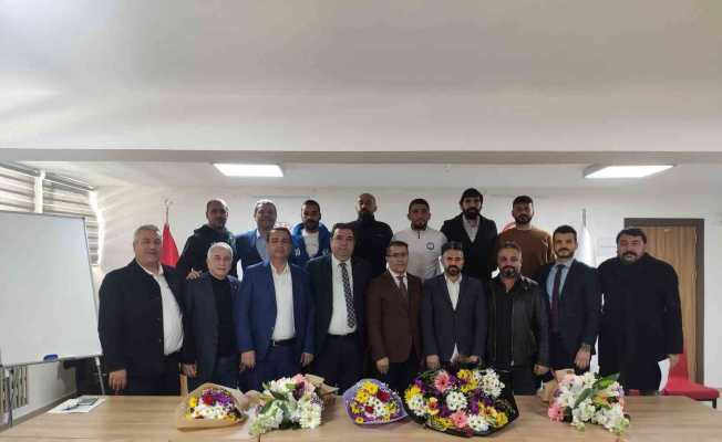 Bozan: "Dostluğa bir adım da amatörlerimizden olsun"