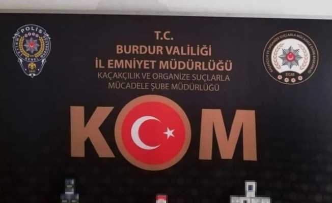 Burdur’da kaçak 550 paket sigara ele geçirildi