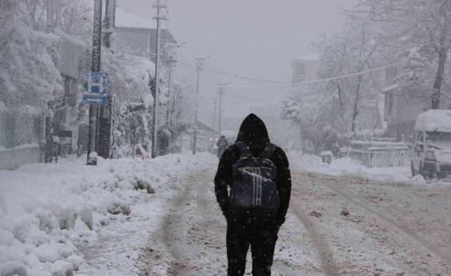 Burdur’un Yeşilova ilçesinde eğitime kar tatili