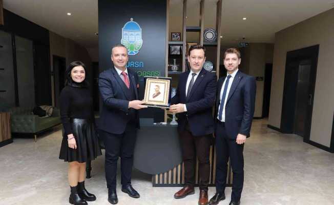Bursa TB Online Akademi’de Çay 5.0 söyleşilerinin konuğu TOBB Borsalar Müdürü Yiğit Ateş oldu