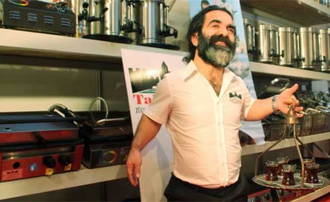 "Çaycı Hüseyin" lakaplı ünlü oyuncu, dolandırılmasına ilişkin davada ifade verdi
