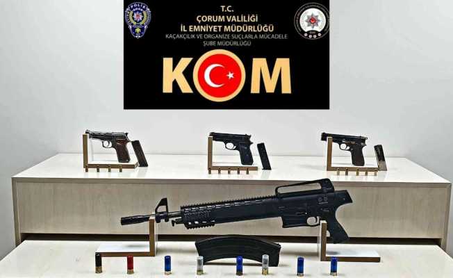 Çorum polisinden ruhsatsız silah operasyonu