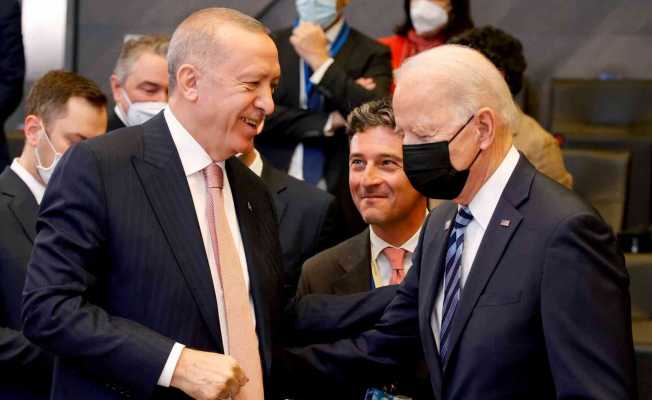 Cumhurbaşkanı Erdoğan, ABD Başkanı Biden ile Rusya-Ukrayna krizini görüştü