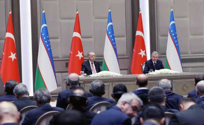 Cumhurbaşkanı Erdoğan: “Atacağımız ortak adımlarla Özbekistan’la ticaret hacmimizi 10 milyar dolar seviyesine çıkaracağız”