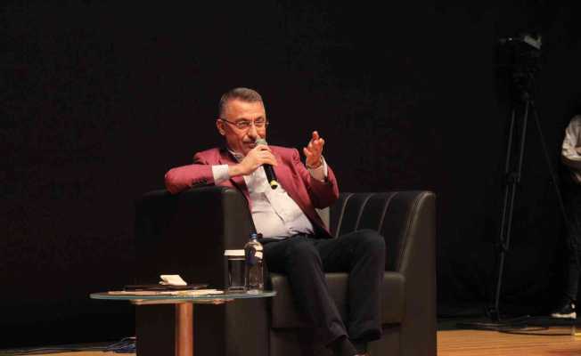 Cumhurbaşkanı Yardımcısı Oktay: "Ülkeyi temsil etme adına dışarı çıkıyorsanız biz orada her türlü kolaylığı sağlarız"