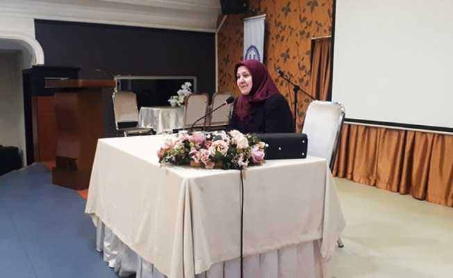 "Değişen Dünyada Kadın Olmak" semineri verildi