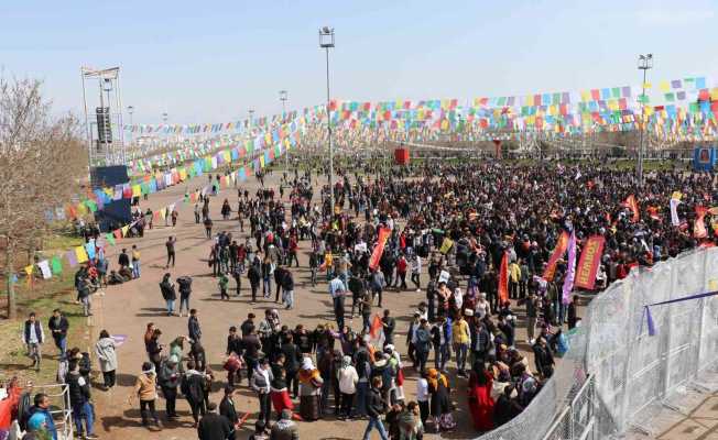 Diyarbakır’da Nevruz kutlamaları