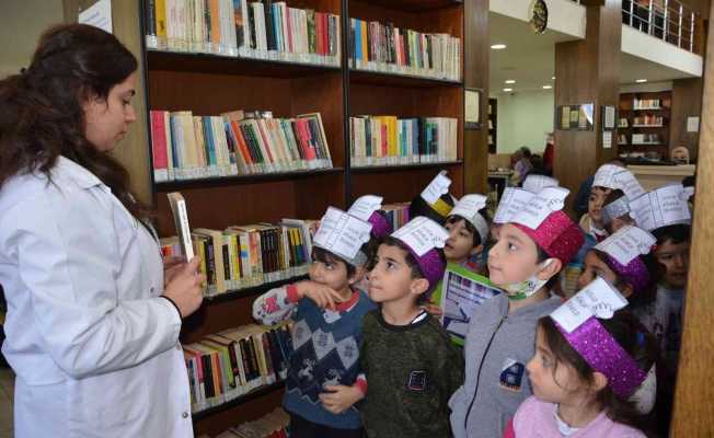 Diyarbakırlı minikler ’Kütüphane Haftasını’ kutladı