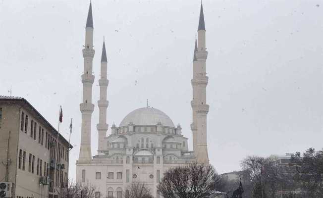 Doğunun Çukurova’sına kış geri geldi