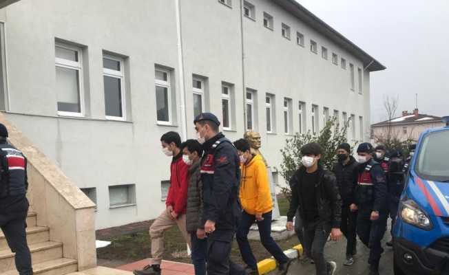 Düzce’de kaçak çalışan 7 yabancı uyruklu işçi yakalandı