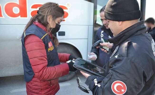 Düzensiz göçmen denetiminde 6 gözaltı