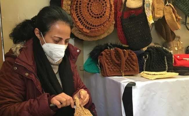 Emektar kadın ailesi için durmadan çalıştı ve üretti