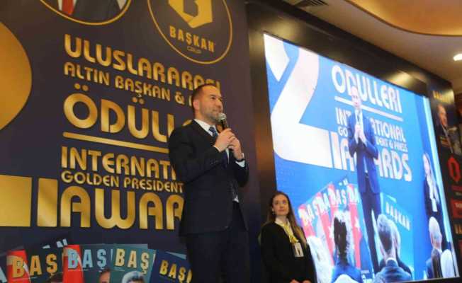 Emrah Özdemir yılın belediye başkanı seçildi