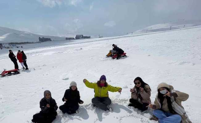 Erciyes Kıbrıslı gençleri ağırladı