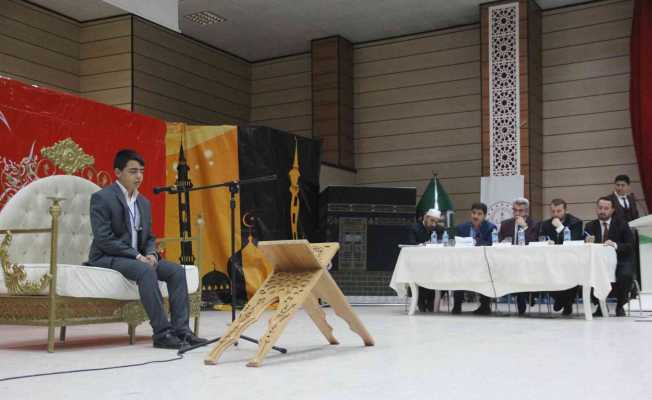Erzincan’da “Kuran’ın Genç Muhafızları Hafızlık Bölge Yarışması” düzenlendi