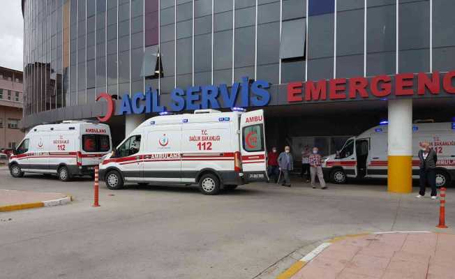 Erzincan’da trafik kazası: 8 yaralı