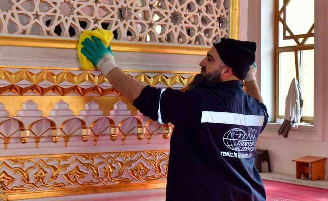 Esenyurt’ta camiler Ramazana hazırlanıyor