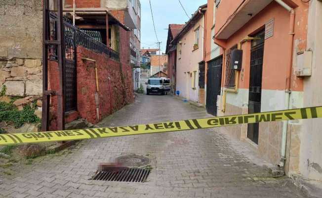 Eşini öldürdükten sonra çocuğunu alarak kaçmıştı Sakarya’da yakalandı