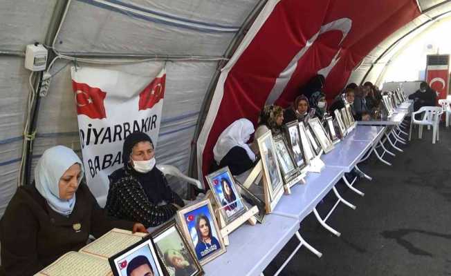 Evlat nöbetindeki ailelerin kararlı direnişi 922. günde