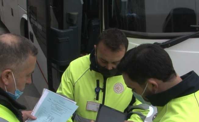 Fatih’te terminal dışı yolcu indirip bindiren otobüslere ceza yağdı