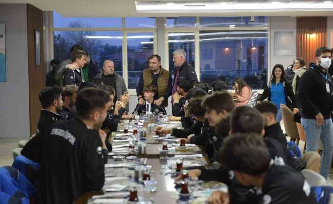 Futbolculardan üst lige çıkma sözü aldı