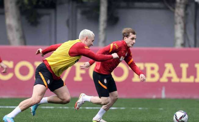 Galatasaray’dan sakat ve hasta futbolcuların durumlarıyla ilgili açıklama