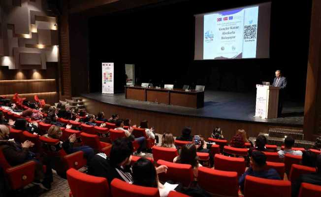 GAÜN öğrencilerinden Kentsel Sürdürülebilirlik paneli