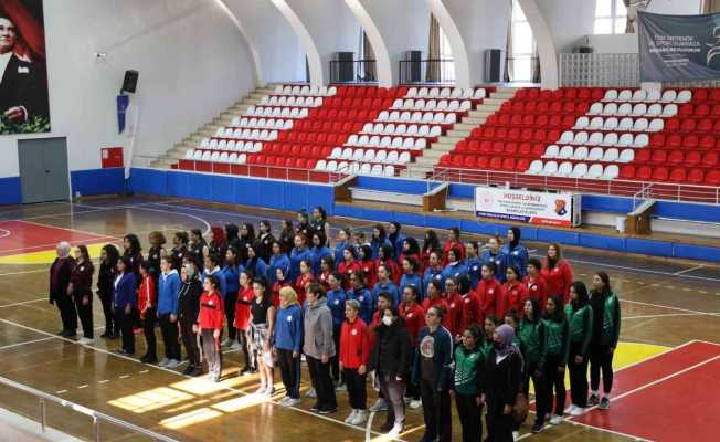 GSB yurtları potada buluştu