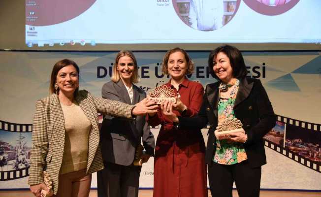 Güçlü kadınlar Düzce Üniversitesi’nde buluştu