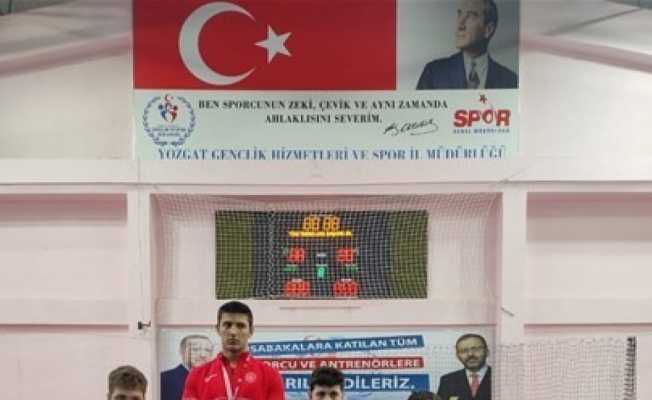 Güreşçi Bozbağ Türkiye Şampiyonu oldu
