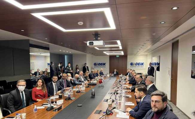 Hazine ve Maliye Bakanı Nureddin Nebati’nin iş dünyası ile olan toplantıları devam ediyor