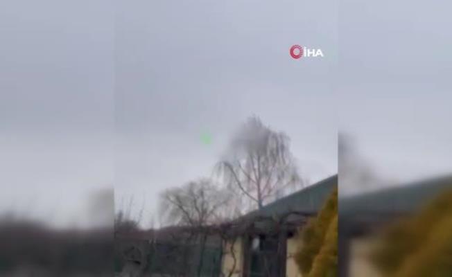 Herson’da Rus askerleri gösteri yapan sivilleri dağıtmak için havaya ateş açtı