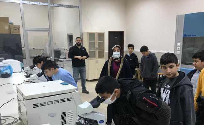 İkra Koleji öğrencileri Adıyaman Üniversitesini ziyaret etti