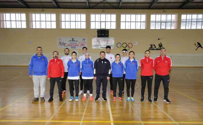 İşitme Engelliler Badminton Milli Takımı, Akdağmadeni’nde kampa girdi