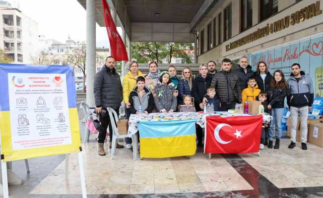 İskenderun’da yaşayan Ukraynalı kadınlar ülkeleri için yardım kampanyası başlattı