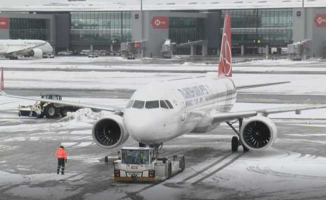 İstanbul Havalimanı’nda seferler aksamadan devam ediyor
